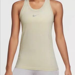 NWT Nike Infinite Tank Top “Oatmeal Nude” Sz Small